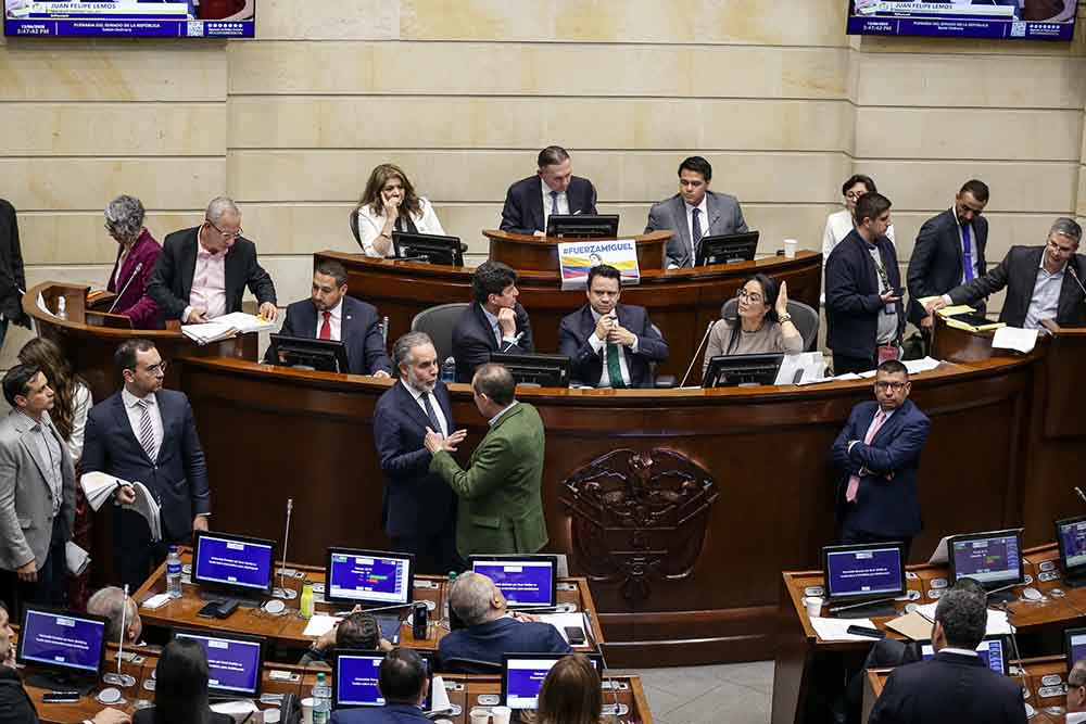 red latina stl, red latina periodico, colombia, senado, ddebate, reforma laboral